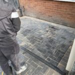 Gallery contractors near Manchester
