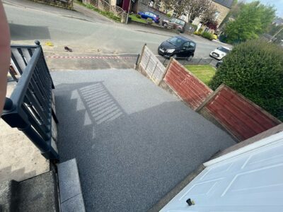 recommended resin driveway surface renewal Manchester