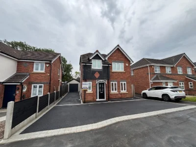 Expert Tarmac Driveways installers in Manchester